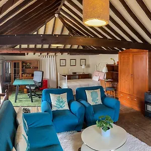 https://apt-donde-conchita-buhardilla-con-bano-compartido.adeje-hotels.com